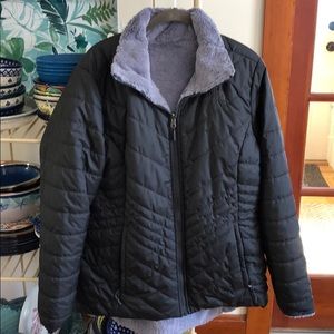 Women North Face reversible coat SZ XL